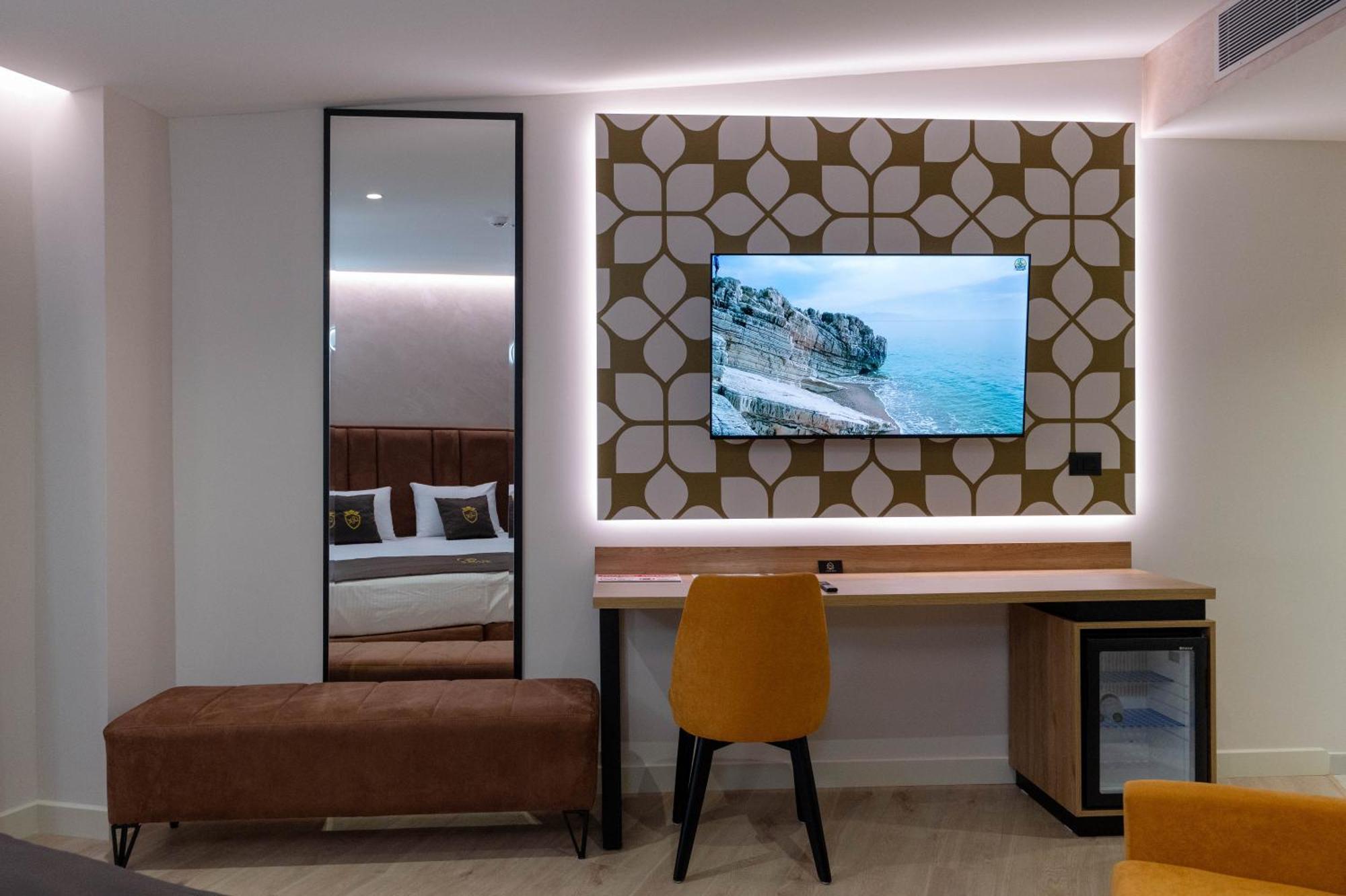 Hotel Dior Κρούγια Εξωτερικό φωτογραφία
