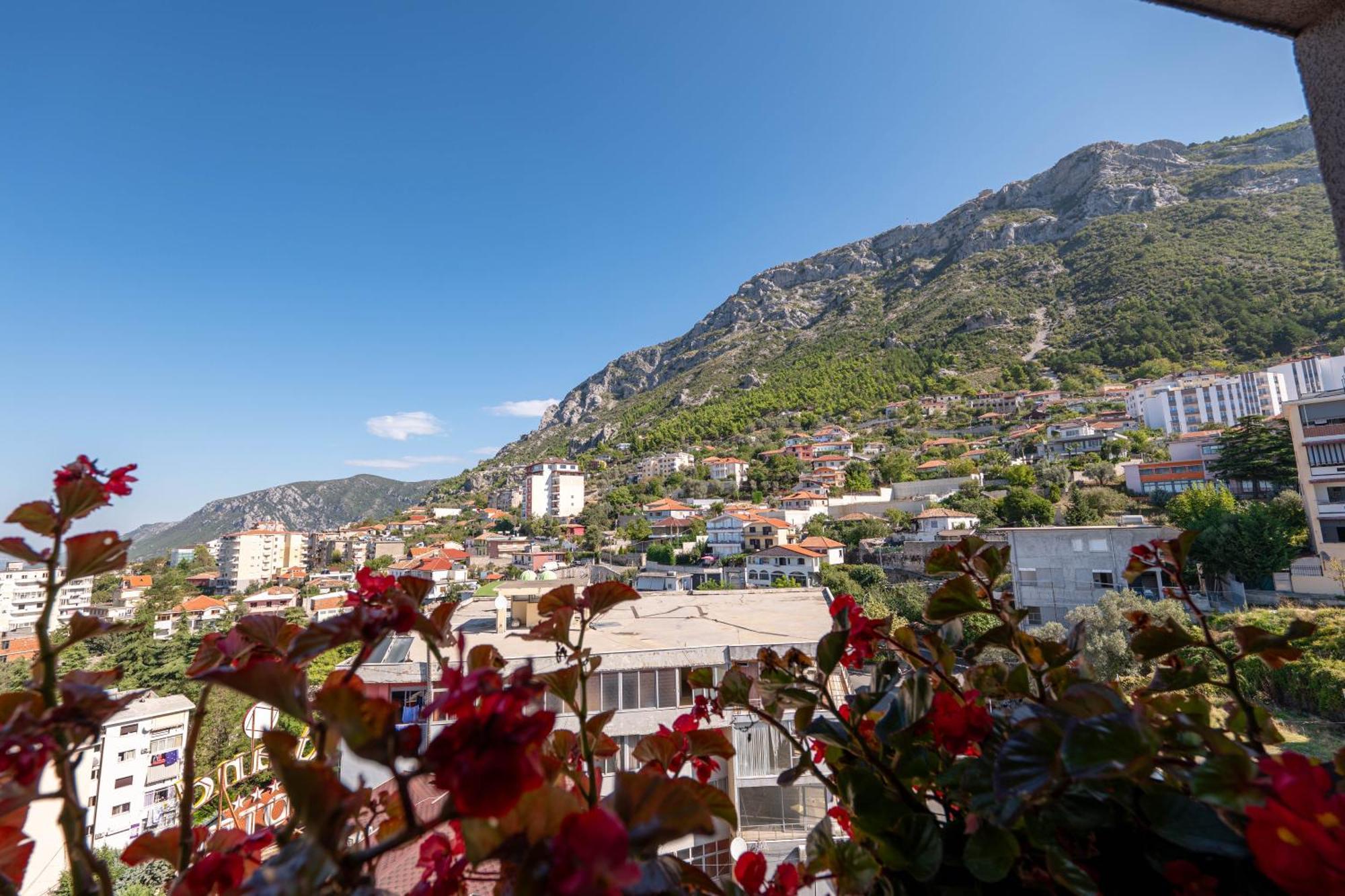 Hotel Dior Κρούγια Εξωτερικό φωτογραφία