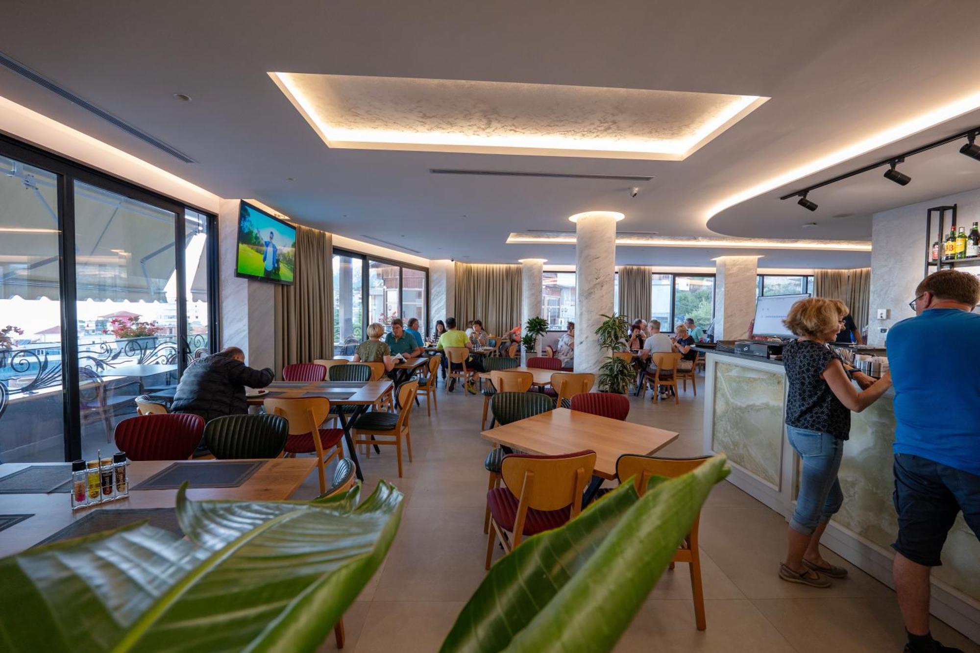 Hotel Dior Κρούγια Εξωτερικό φωτογραφία