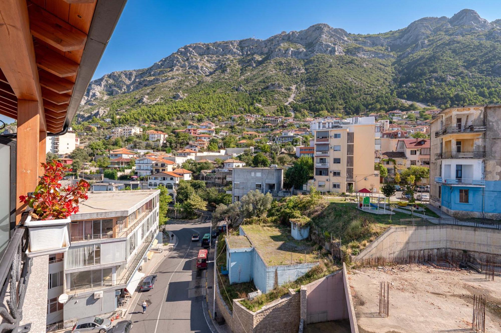 Hotel Dior Κρούγια Εξωτερικό φωτογραφία