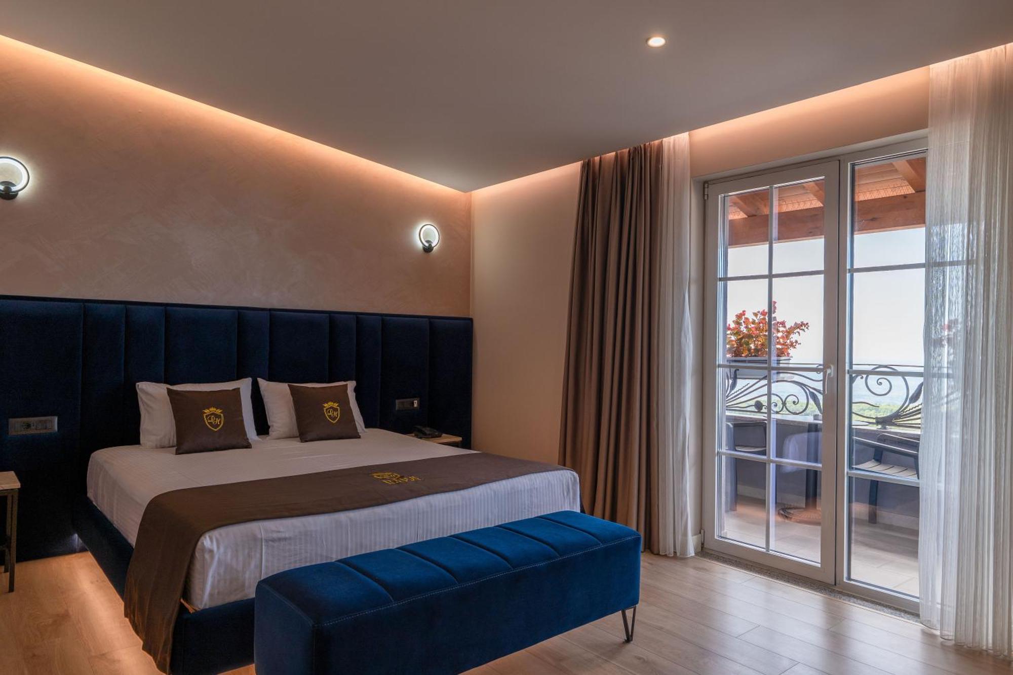 Hotel Dior Κρούγια Εξωτερικό φωτογραφία