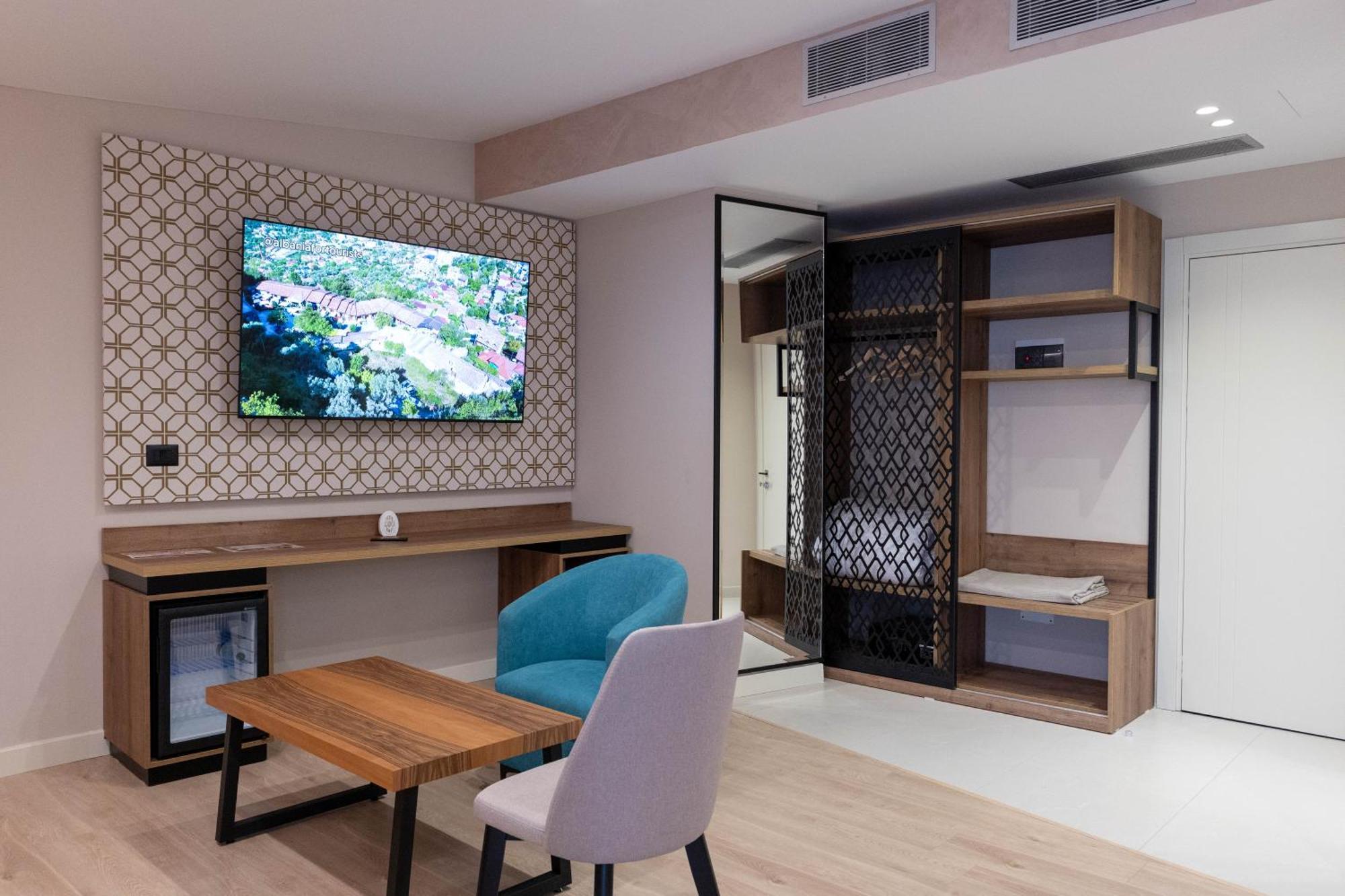Hotel Dior Κρούγια Εξωτερικό φωτογραφία